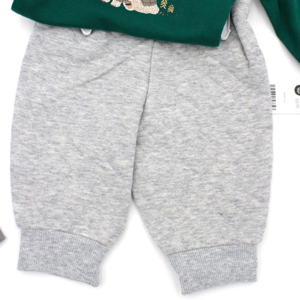 2 Carter’s Outfits – Size 3 Months - Picture 3 of 5